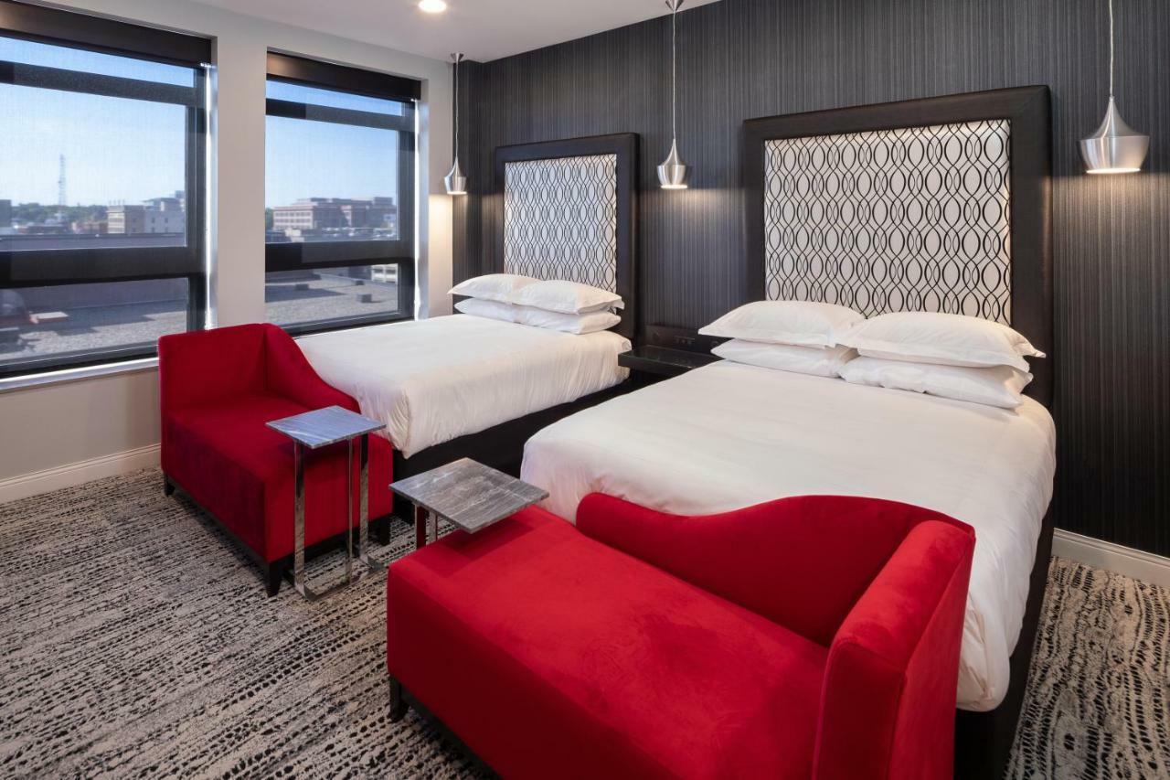 On Phillips Hotel 2*