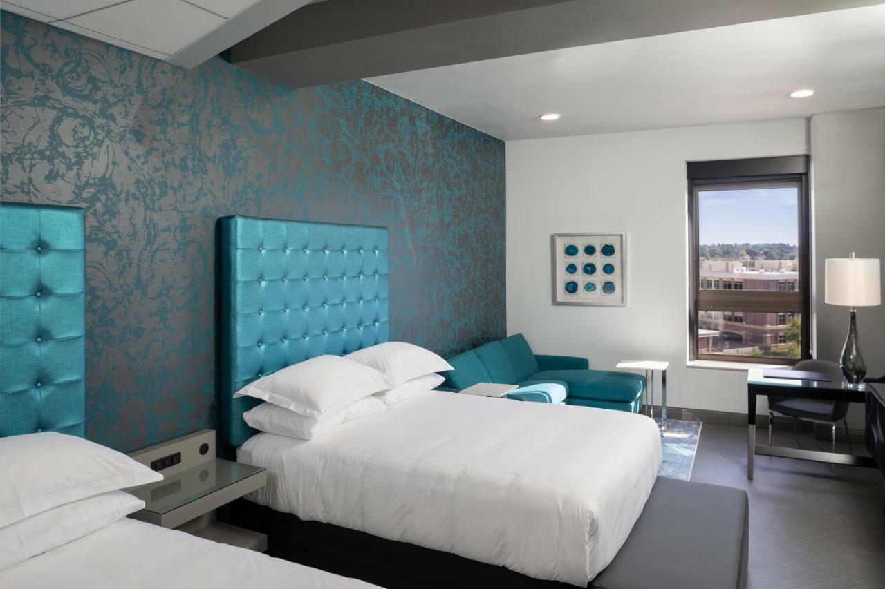 On Phillips Hotel 2*